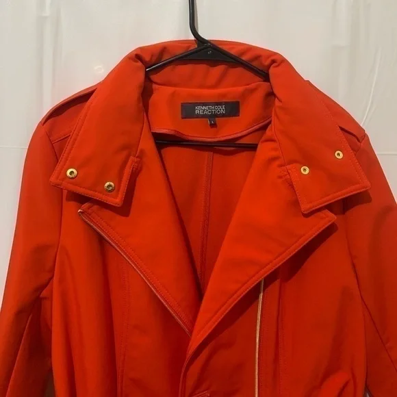 KENNETH COLE REACTION Red with gold zipper long sleeve jacket, size L - Picture 3 of 6